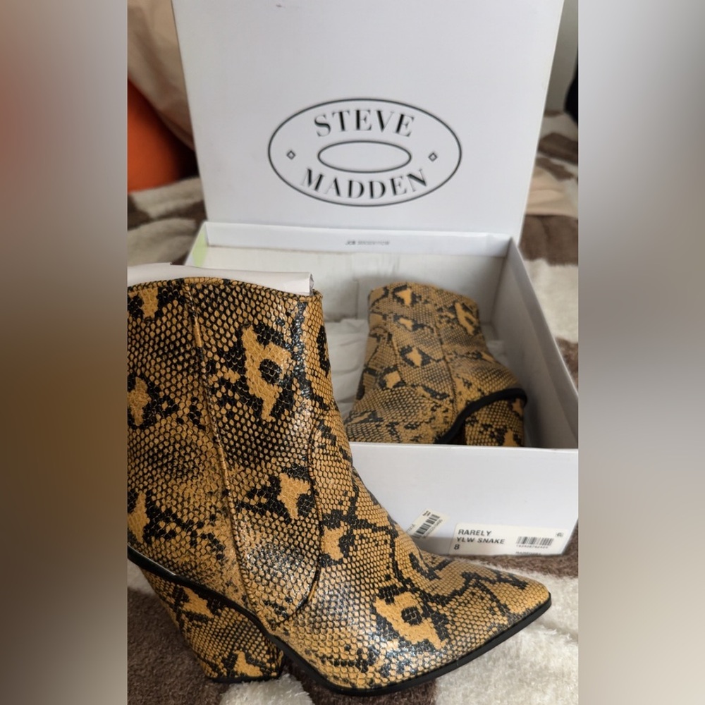 Steve Madden Bold Yellow Snake Print Booties